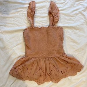 Floral Peach crop top. Good for outings with friends or a nice dinner party!